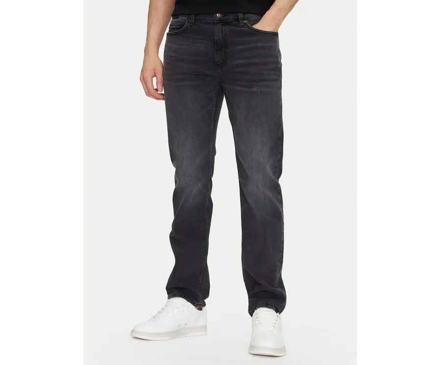 obrazek 1 HUGO Jeansy 50537680 Czarny Slim Fit