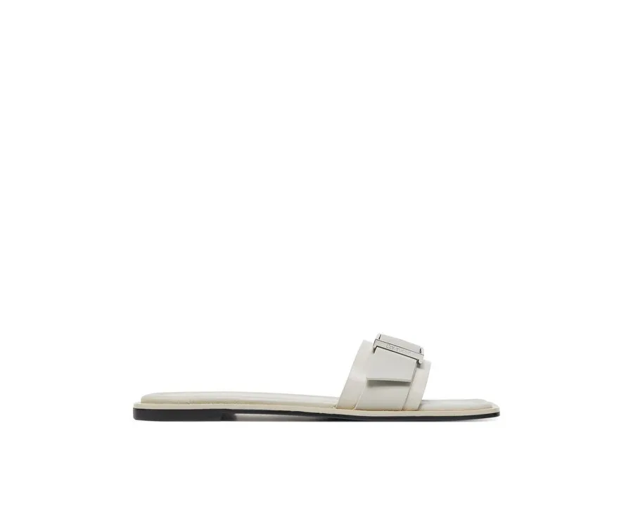 obrazek 1 Calvin Klein Klapki Flat Slide W/Buckle - Lth HW0HW02490 Szary