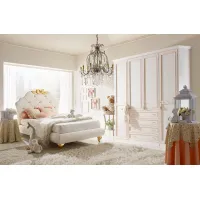 Picture Upholstered bed with gold-colored details in a glamorous style - Ferretti e Ferretti