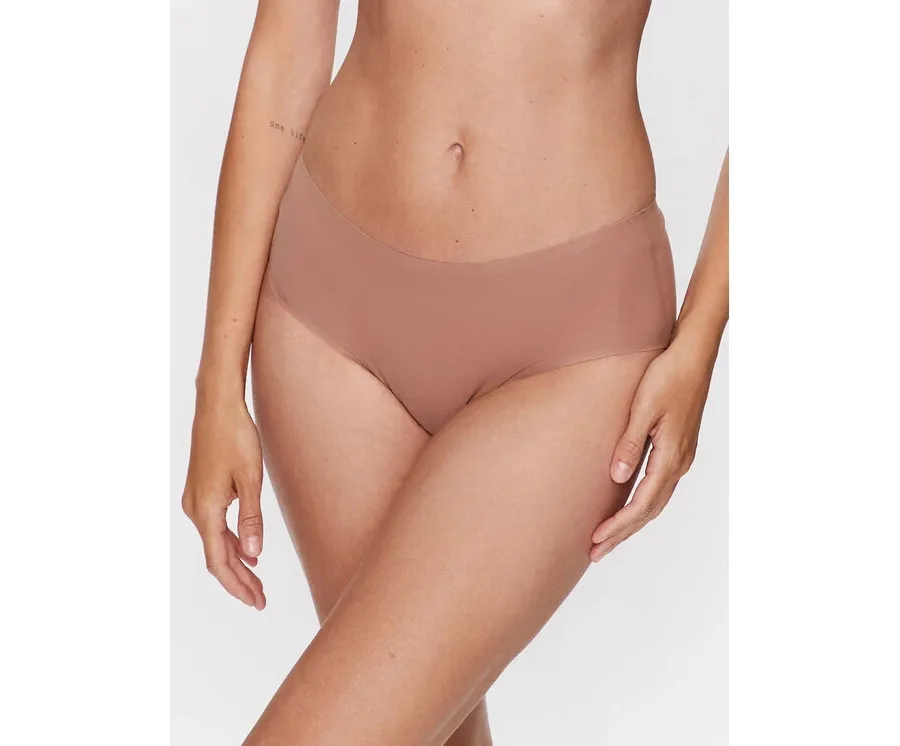 obrazek 1 Chantelle Figi klasyczne Soft Stretch C26440 Brązowy