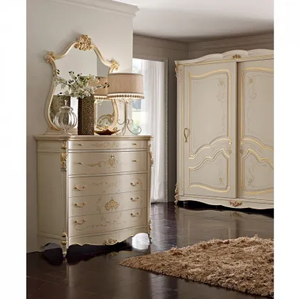 Zdjęcie Piękna barokowa komoda do sypialni z Włoch