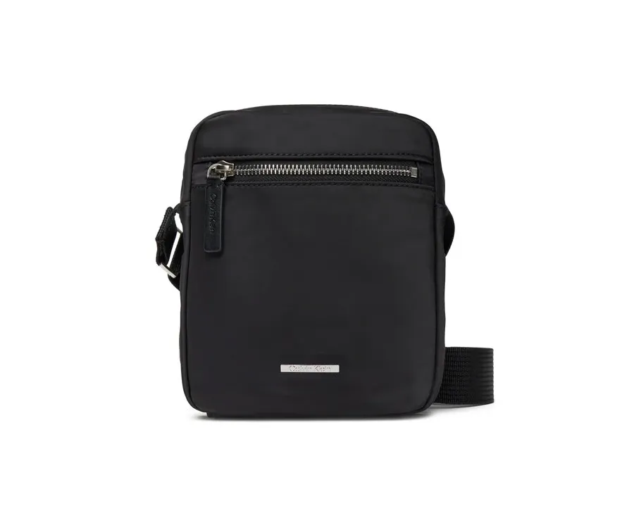 obrazek 1 Calvin Klein Saszetka Sleek Nylon Reporter LV04D3176G Czarny