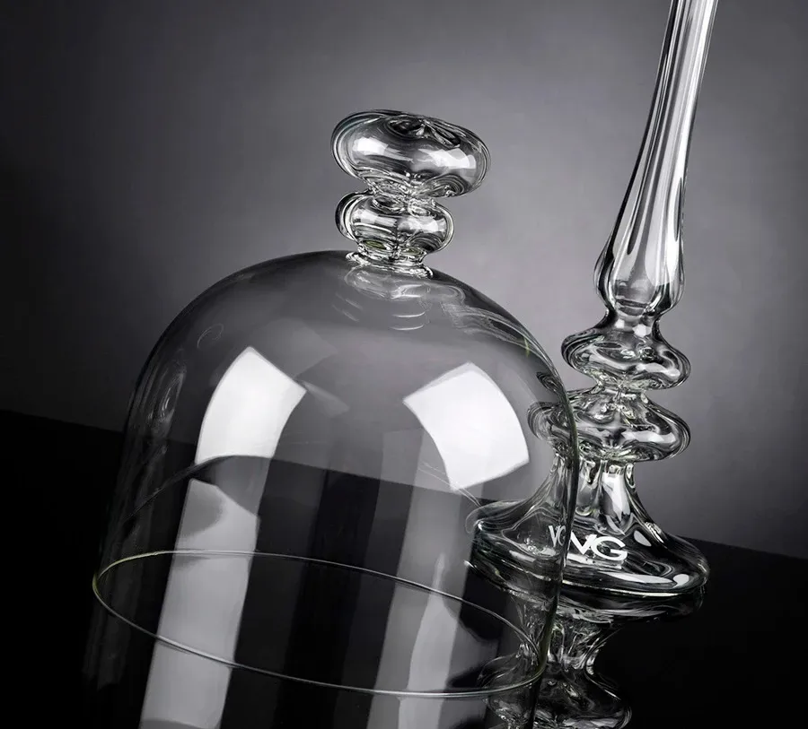 picture 4 Modern decorative cheeseholder with cover