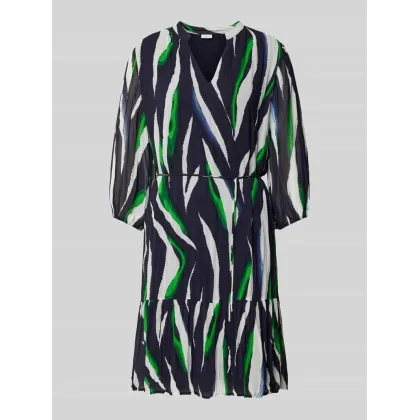 Zdjęcie Sukienka o długości do kolan ze wzorem na całej powierzchni