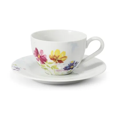 Zdjęcie Elegancka filiżanka ze spodkiem z porcelany zdobiona pięknym kwiatowym ornamentem - Leander