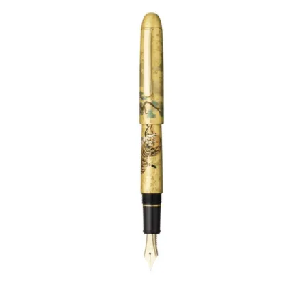 Picture A fantastic fountain pen as a gift for a special person