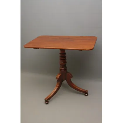 Zdjęcie Wysokiej jakości stolik uchylny z prostokątnym blatem - antyk w regencyjnym stylu