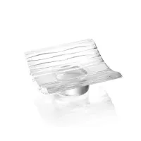 Zdjęcie Stylowa mydelniczka z ręcznie szlifowanego kryształu z naprzemiennie matowym i przezroczystym wzorem fal - Il Paralume Marina