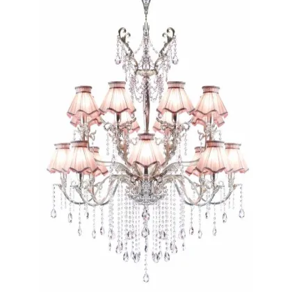 Zdjęcie Piękny romantyczny żyrandol z wdzięcznym różowym abażurem i kryształowymi zawieszkami - Il Paralume Marina