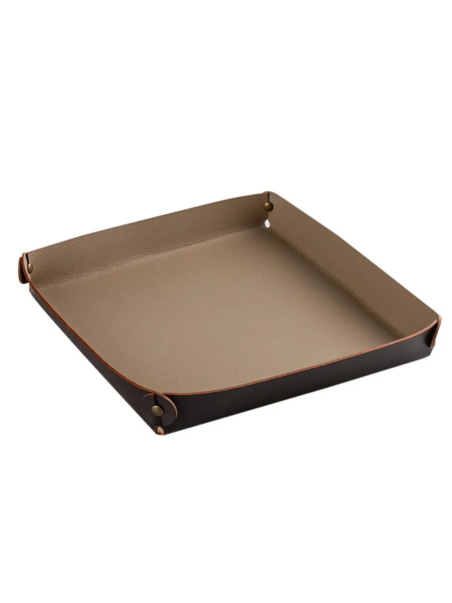 obrazek 1 Piękna stylowa taca 17x17xH3 cm w kolorze czekoladowym