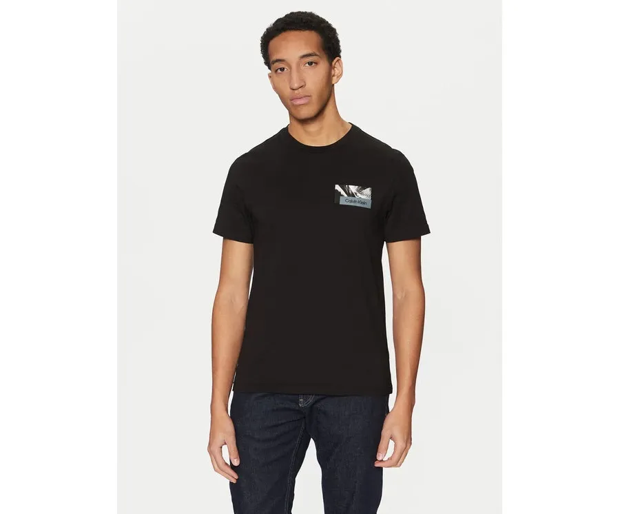 obrazek 1 Calvin Klein T-Shirt Graphic K10K113799 Czarny Regular Fit