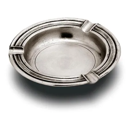 Picture Classic and elegant pewter ashtray
