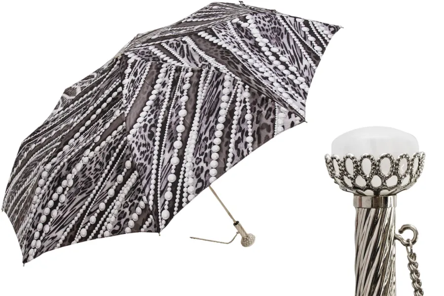 obrazek 1 Elegancki czarny parasol damski zdobiony nadrukiem pereł z rączką wysadzaną klejnotem – Pasotti