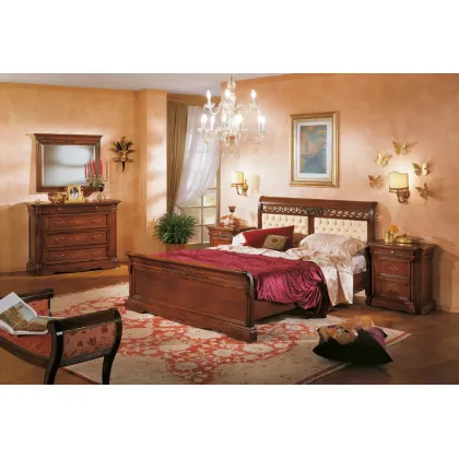 Zdjęcie Wyjątkowy włoski stolik nocny z trzema szufladami