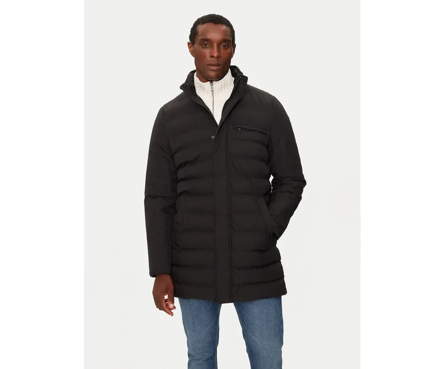 obrazek 1 Geox Kurtka zimowa Sile M4628T T3140 F9000 Czarny Regular Fit