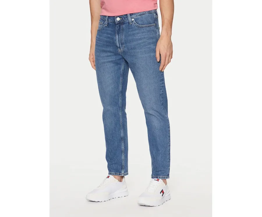 obrazek 1 Tommy Jeans Jeansy DM0DM20512 Niebieski Tapered Fit