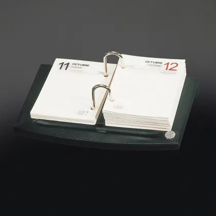 Zdjęcie Elegancka podstawka do kalendarza - El Casco