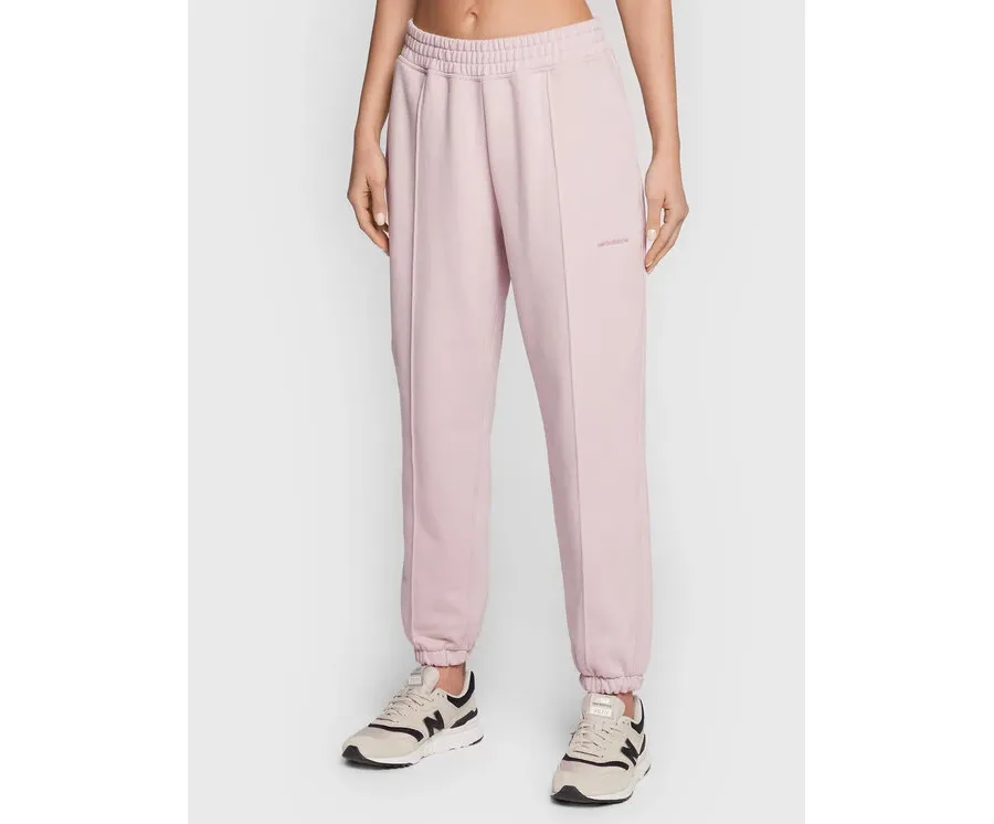 obrazek 1 New Balance Spodnie dresowe Athletics Nature WP23553 Różowy Relaxed Fit