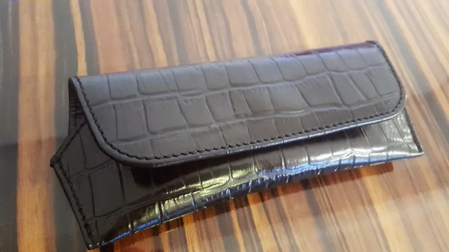 picture 1 Leather case for glasses - Absolute Breton