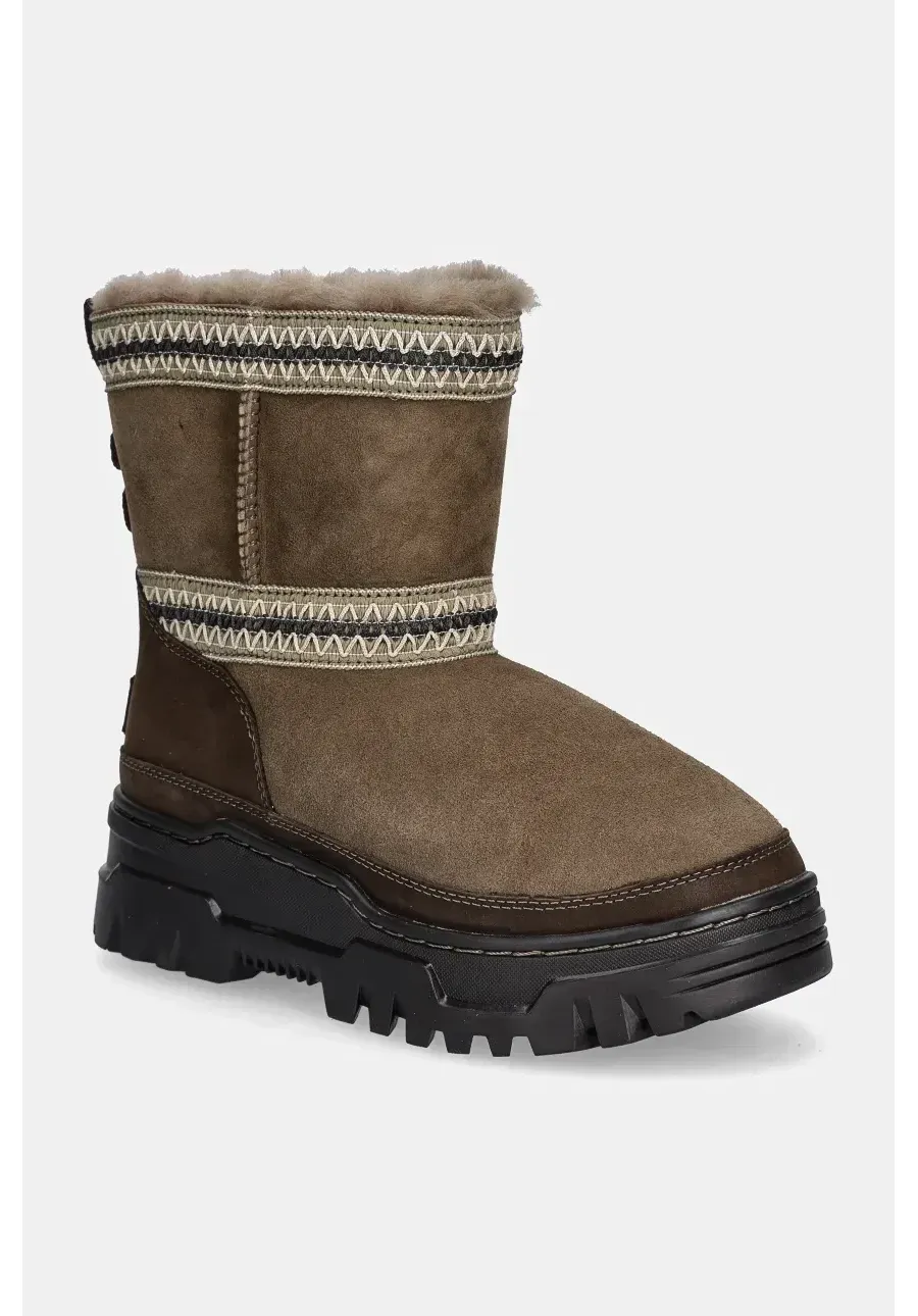 obrazek 1 UGG śniegowce Classic Mini Trailgazer kolor brązowy 1158322-HCK