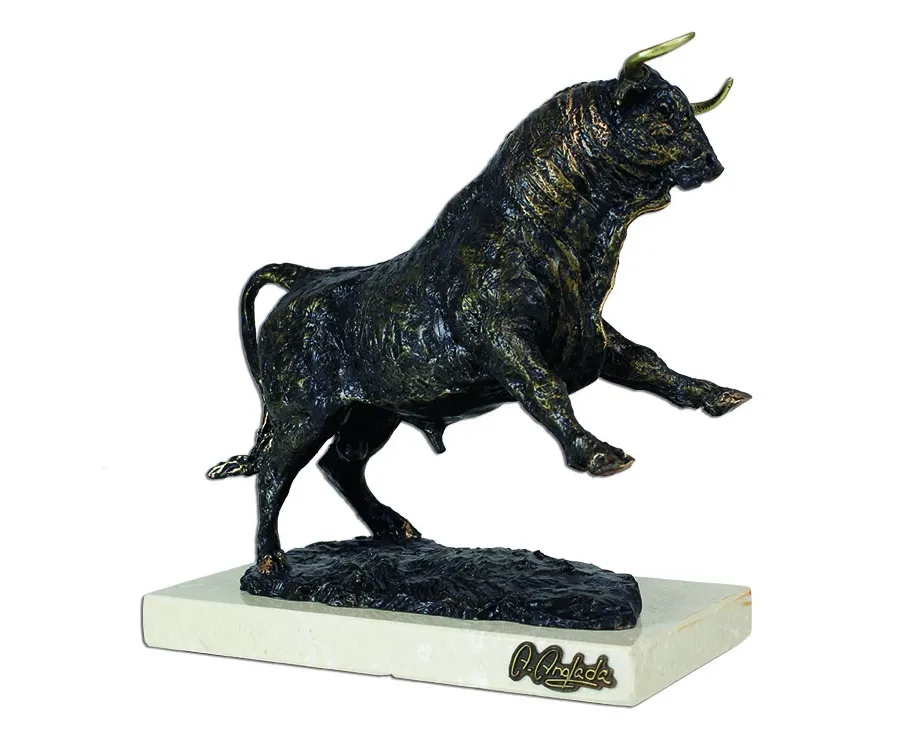 obrazek 1 Niezwykła statuetka Hiszpańskiego byczka Malvado