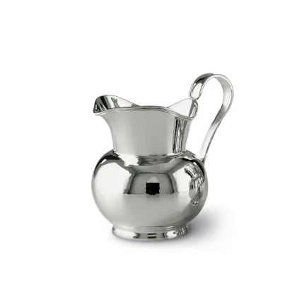 Picture Silver jug from the luxurious Inglese collection