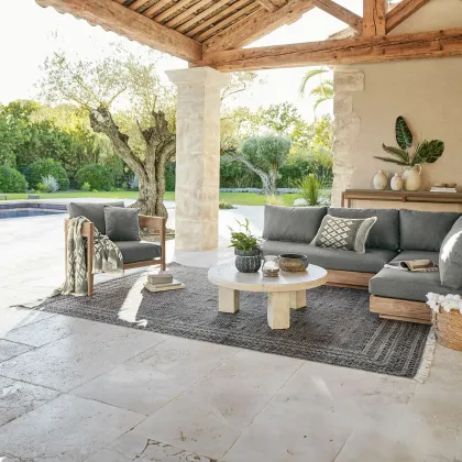 Zdjęcie Dywan do wnętrza lub na zewnątrz Bezange