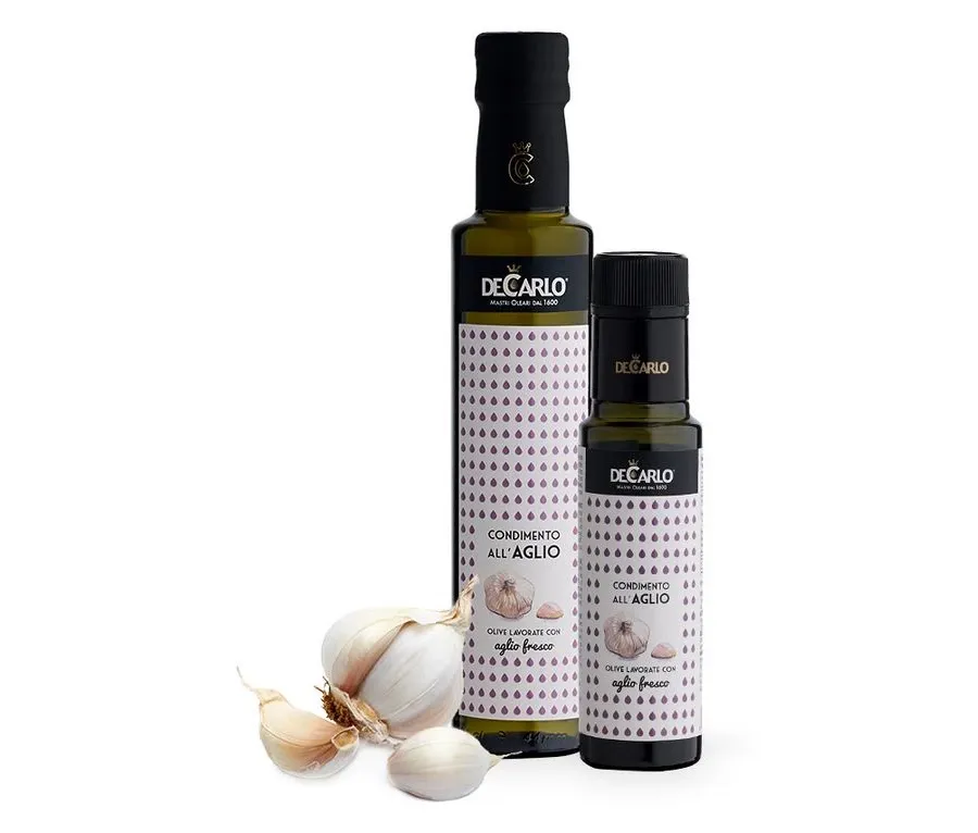 obrazek 1 Czosnkowa oliwa z oliwek od włoskiej marki De Carlo Oil 250 ml