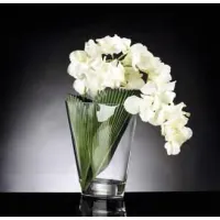 Picture Luxurious glass vase with a flower for the living room - Luxury Products