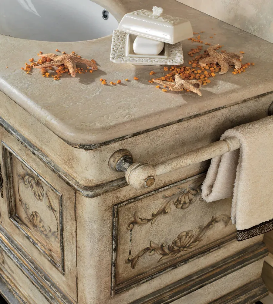 picture 2 Manually decorated Italian shelf - Interiors Italia