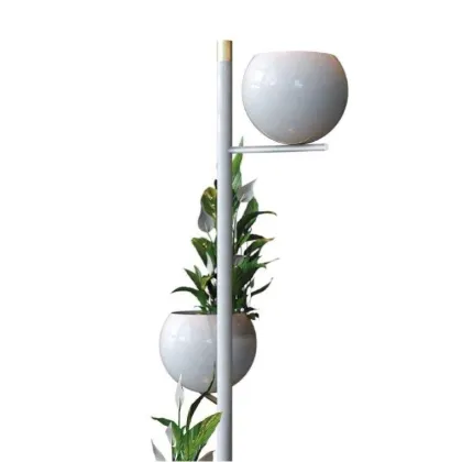 Zdjęcie Oryginalny kwietnik z mosiądzu + oświetlenie