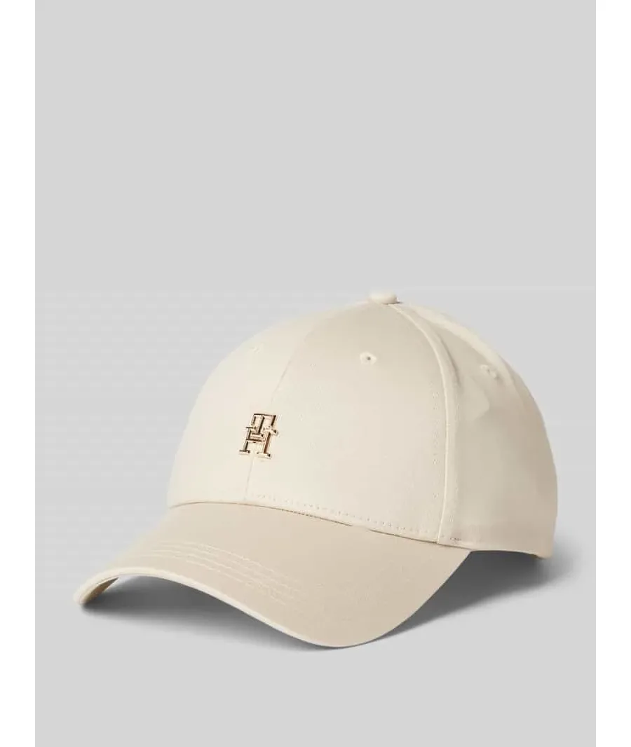 obrazek 1 Czapka z daszkiem i aplikacją z logo model ‘DISTINCT’