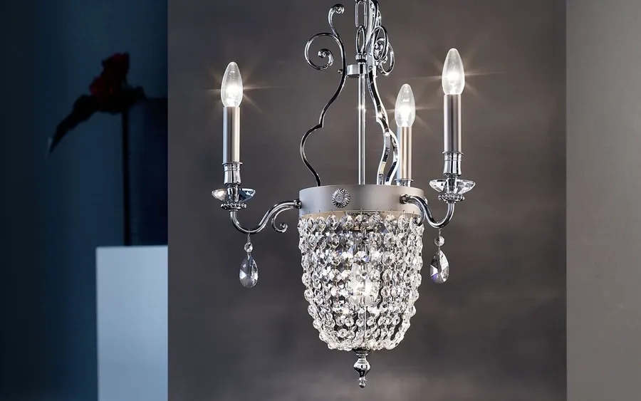 obrazek 1 Wystawny żyrandol do ekskluzywnych salonów z kolekcji Elegantia