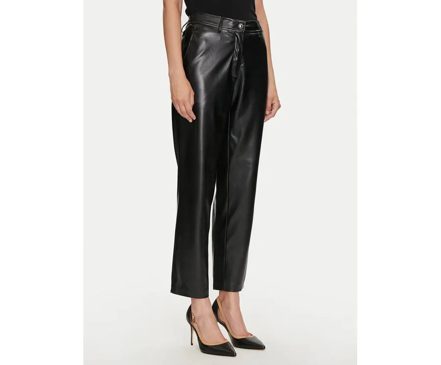obrazek 1 Guess Spodnie z imitacji skóry Lia W4YB18 WF8Q0 Czarny Regular Fit