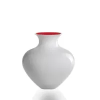 Picture A prestigious living room vase made of Murano glass