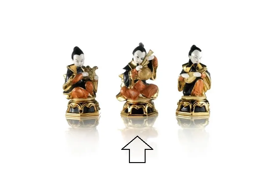 picture 1 Oriental figure figurine with Chinese bagpipes made of ceramics - Ceramiche ML