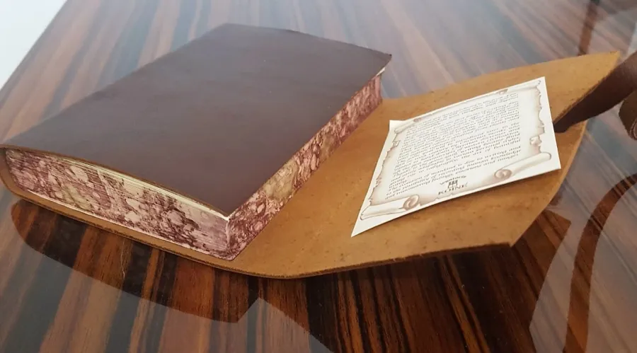 obrazek 5 Zdobiony Brązowy Notes Skórzany - Legatoria Koine