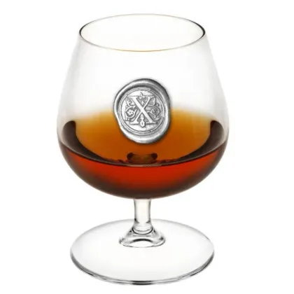 Zdjęcie Wyjątkowy upominek w postaci kieliszka do brendy z inicjałem