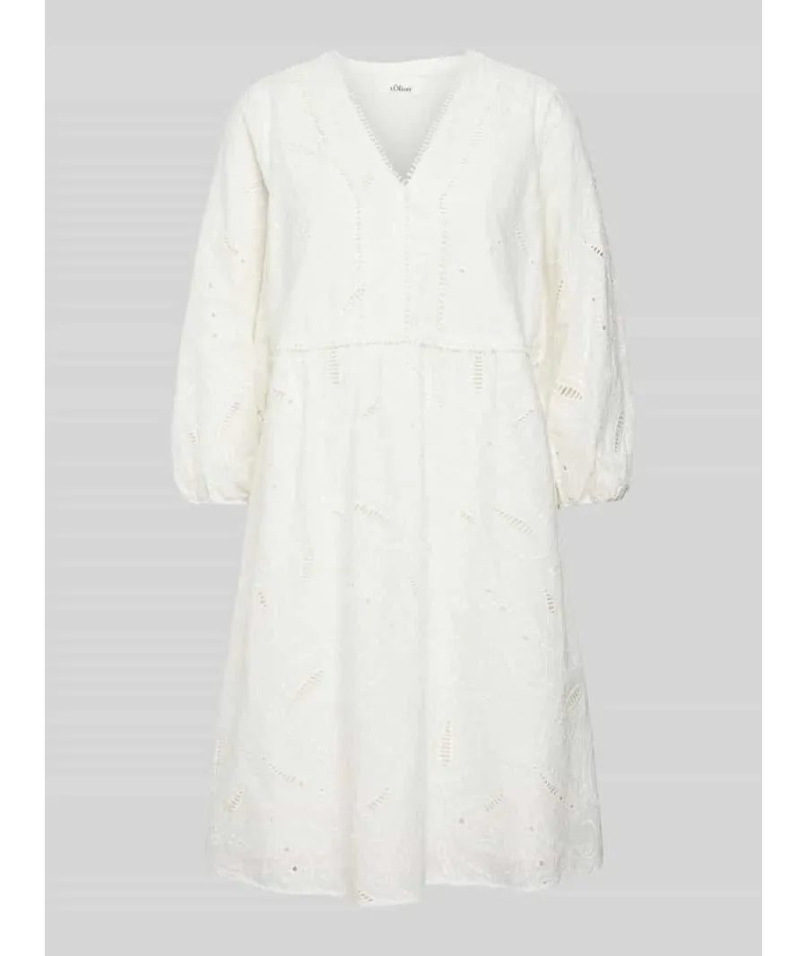 obrazek 1 Sukienka o długości do kolan z haftem angielskim