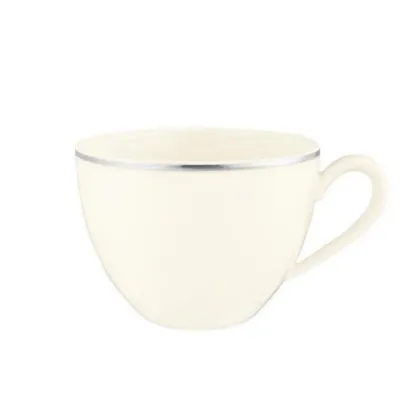 Zdjęcie Wyjątkowa porcelanowa filiżanka do cappuccino ze srebrną obwódką w stylu klasycznym – Tettau