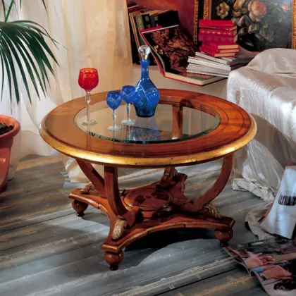 Picture Round antique coffee table from Italy
