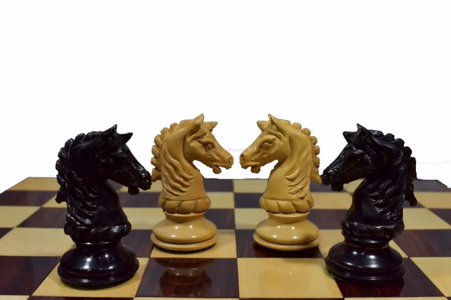 obrazek 5 Kolekcja pionków szachowych z drewna bukszpanowego i hebanowego - The Chess Empire