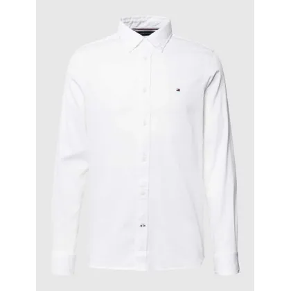 Zdjęcie Koszula casualowa o kroju slim fit z kołnierzykiem typu button down model ‘CORE’
