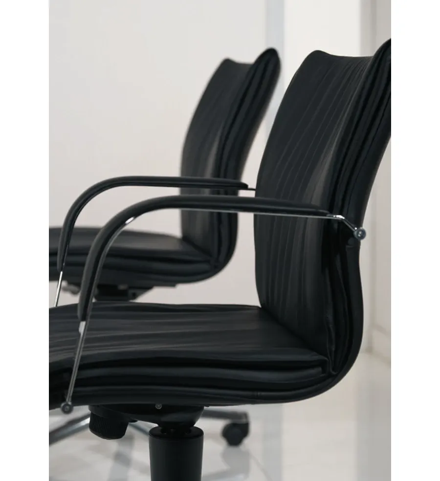 picture 3 Office chair R.2001 and R.2002