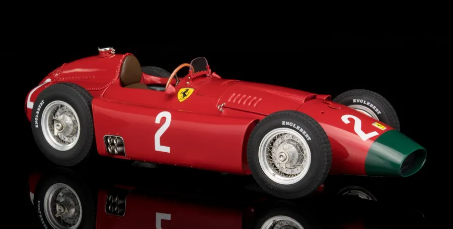 obrazek 2 Auto Ferrari D50, 1956 long nose GP Germany #2 Collins