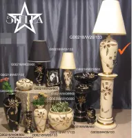 Zdjęcie Fascynująca ceramiczna lampa w kolorze beżowym