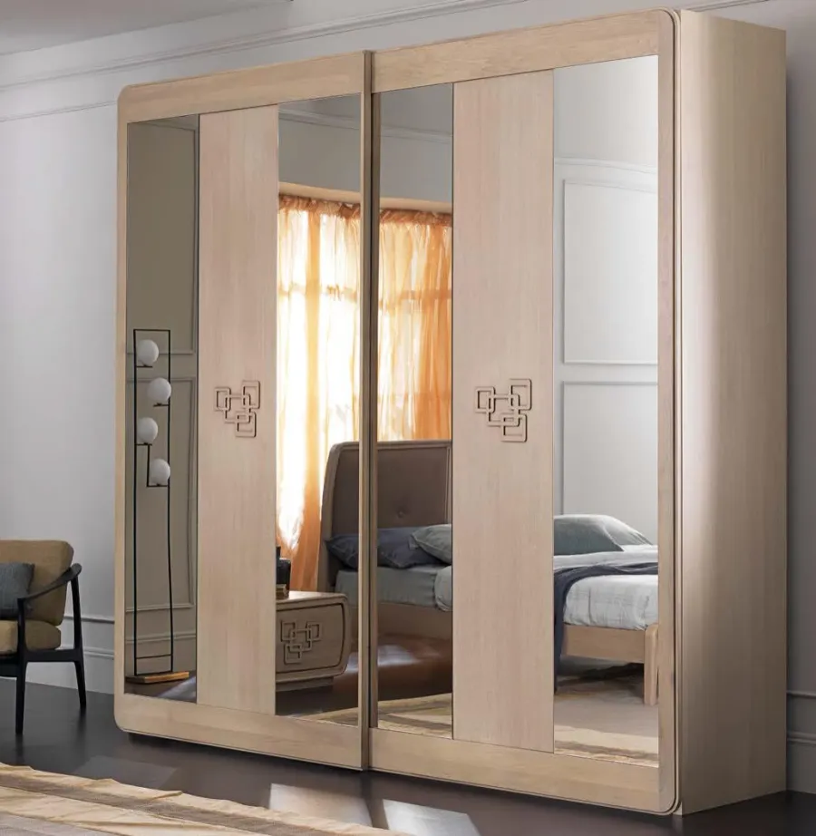 obrazek 1 Włoska ekskluzywna szafa z przesuwanymi drzwiami i lustrami do wyjątkowego apartamentu - Cantiero