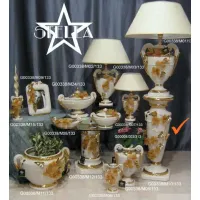 Zdjęcie Szykowna ceramiczna kolumna do salonu