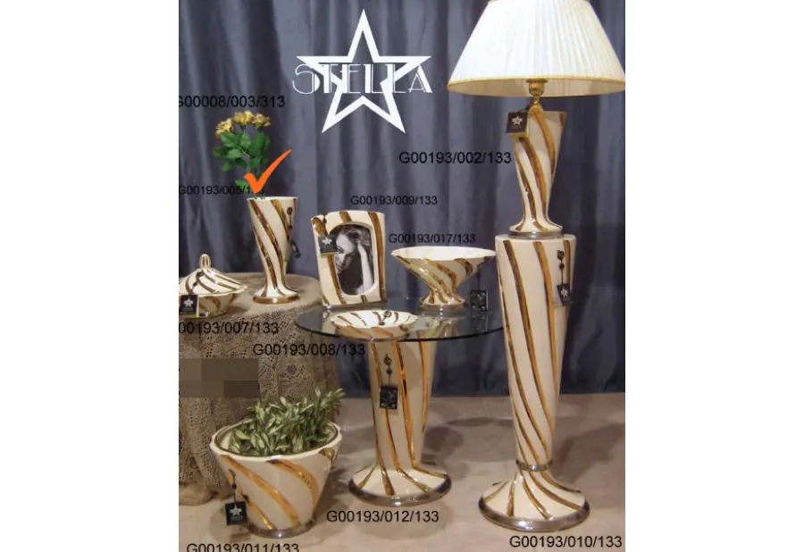 obrazek 1 Atrakcyjny ceramiczny wazon do salonu