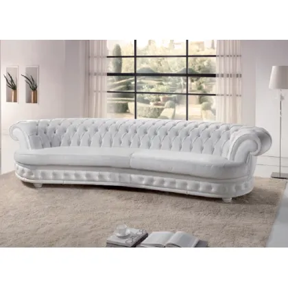 Zdjęcie Stylowa, dwuoosobowa sofa chesterfield ze skóry